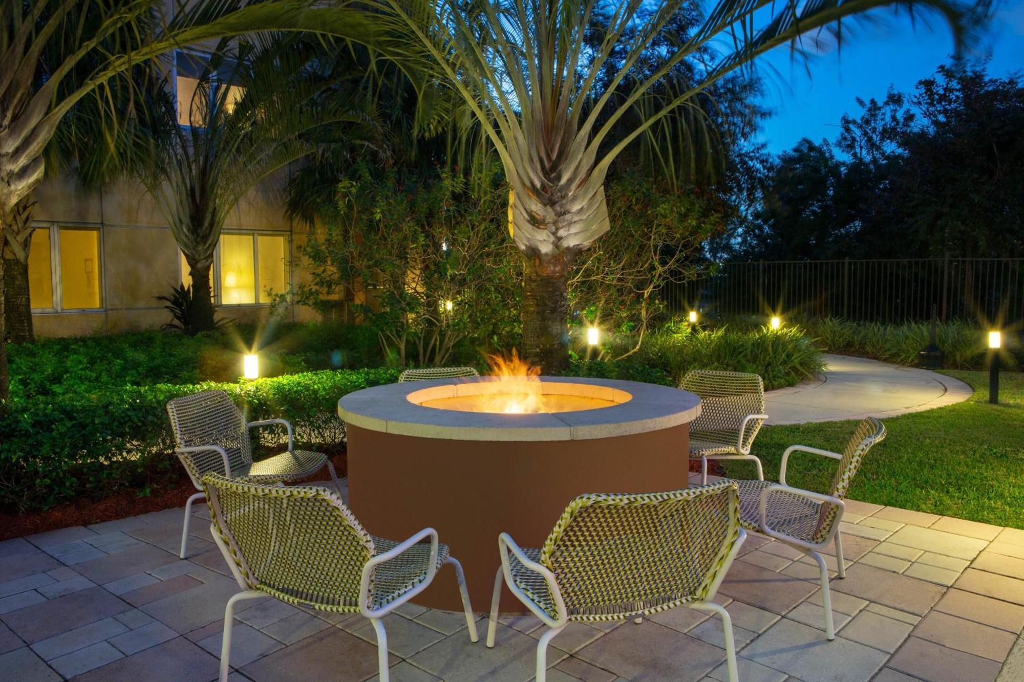 Hotel Element Miami International Airport Miami Springs Exterior foto